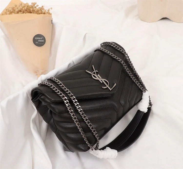 Y Loulou Medium In Matelasse Y Leather - Image 9