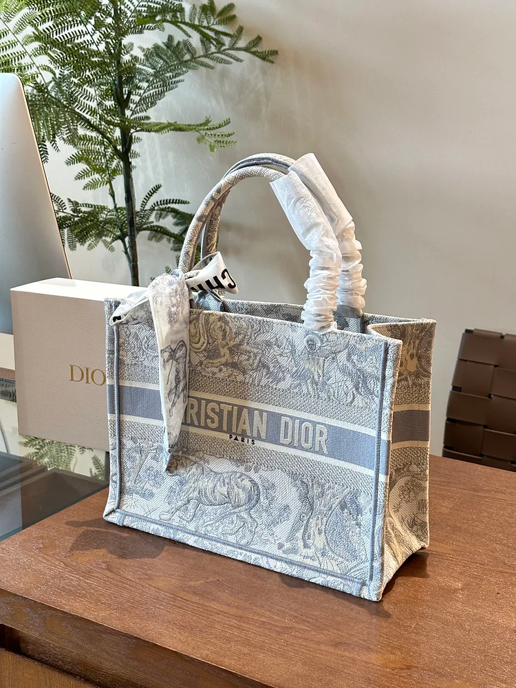 D new arrival tote bag - Image 3