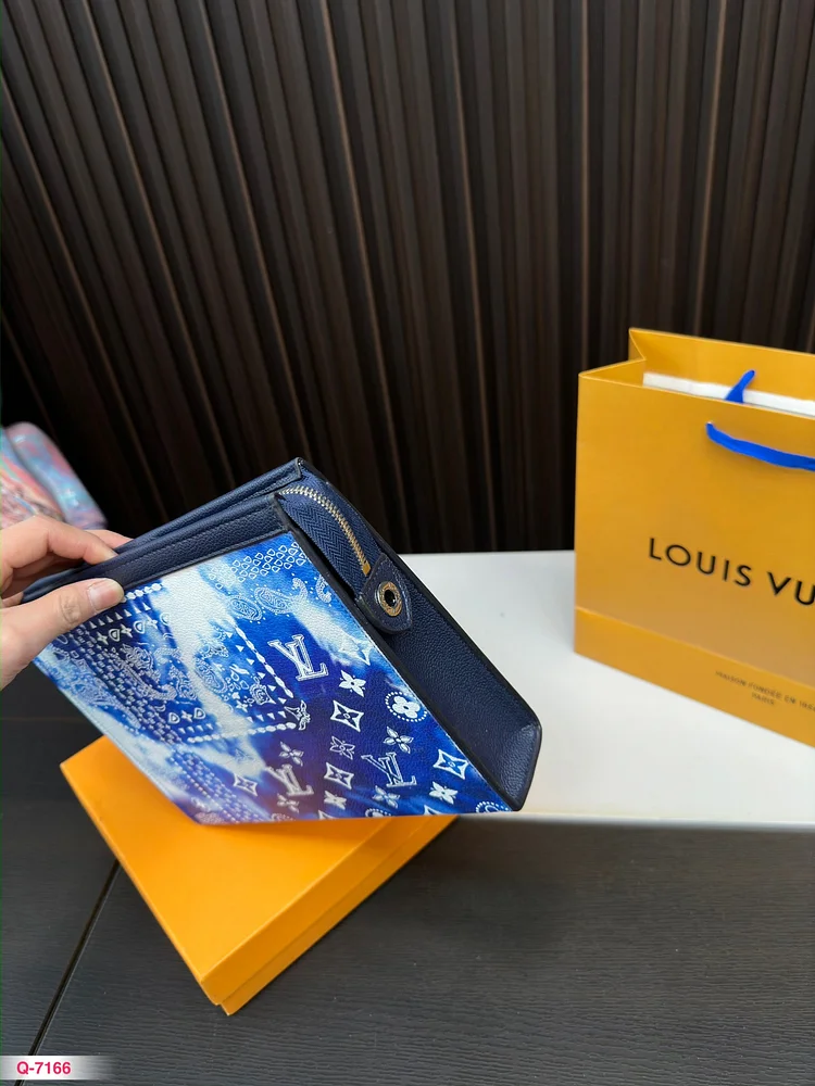 Louis new arrival Toiletry Pouch bag size :26*20cm - Image 8
