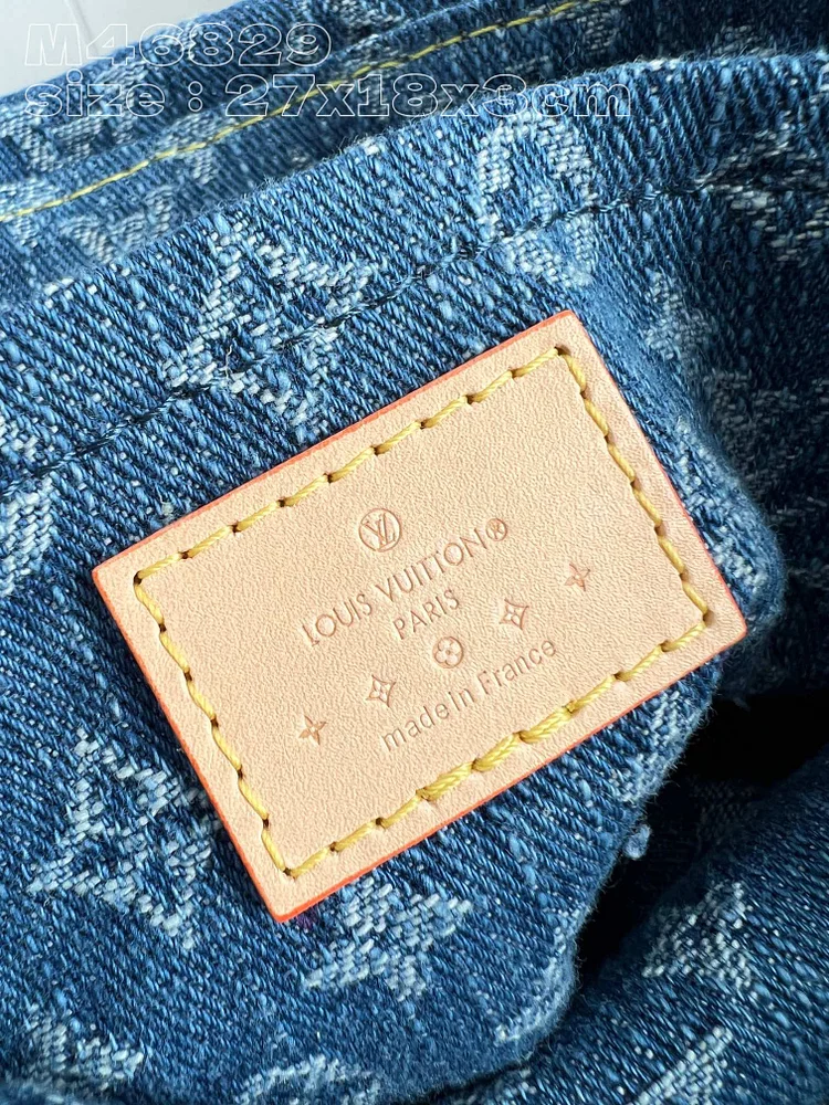 Louis Monogram Denim size : 27 x 18 x 3 cm - Image 4
