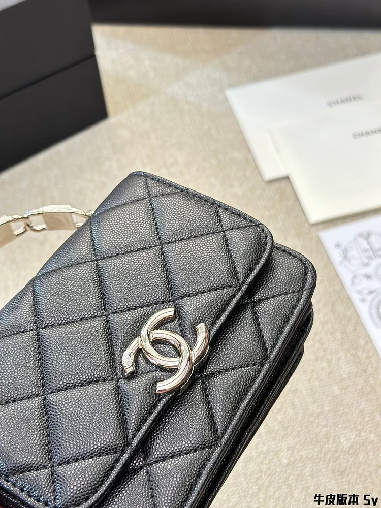 Cc new arrival handbag caviar leather size: 15 * 11cm - Image 8