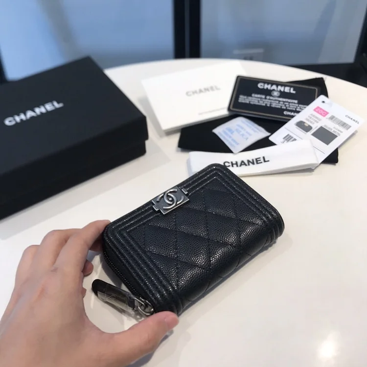 cc CO-CO Boy Flap Card Holder 11.5cm/4.5in Silver Hardware For Women Black - Image 5