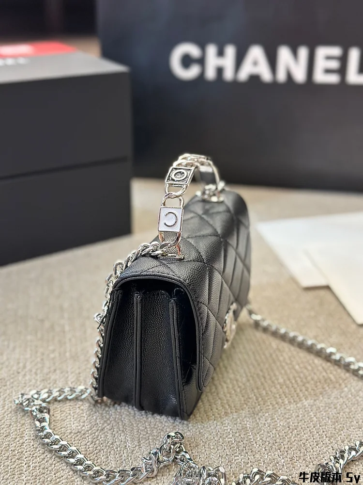 Cc new arrival handbag caviar leather size: 15 * 11cm - Image 6