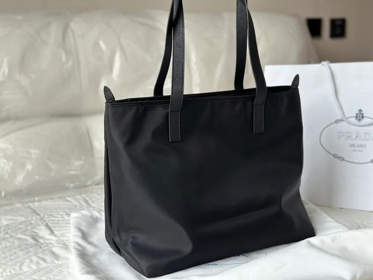 Pra new arrival tote bag size : 34 * 29cm - Image 2