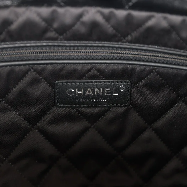 CC Small 22 Bag SO Black Calfskin Black Hardware - Image 7