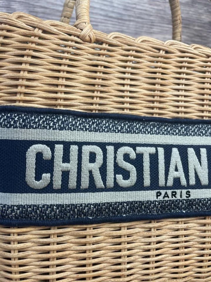 CD Wicker Basket Bag - Image 3