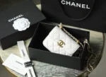 cc CO-CO Clutch With Chain 9.5cm/3.7in Gold Toned Hardware For Women White