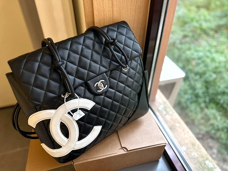 cc new arrival tote bag size: 36 * 30 cm - Image 8