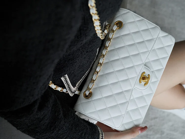 CC CF25 Classic flap bag Caviar leather - Image 13