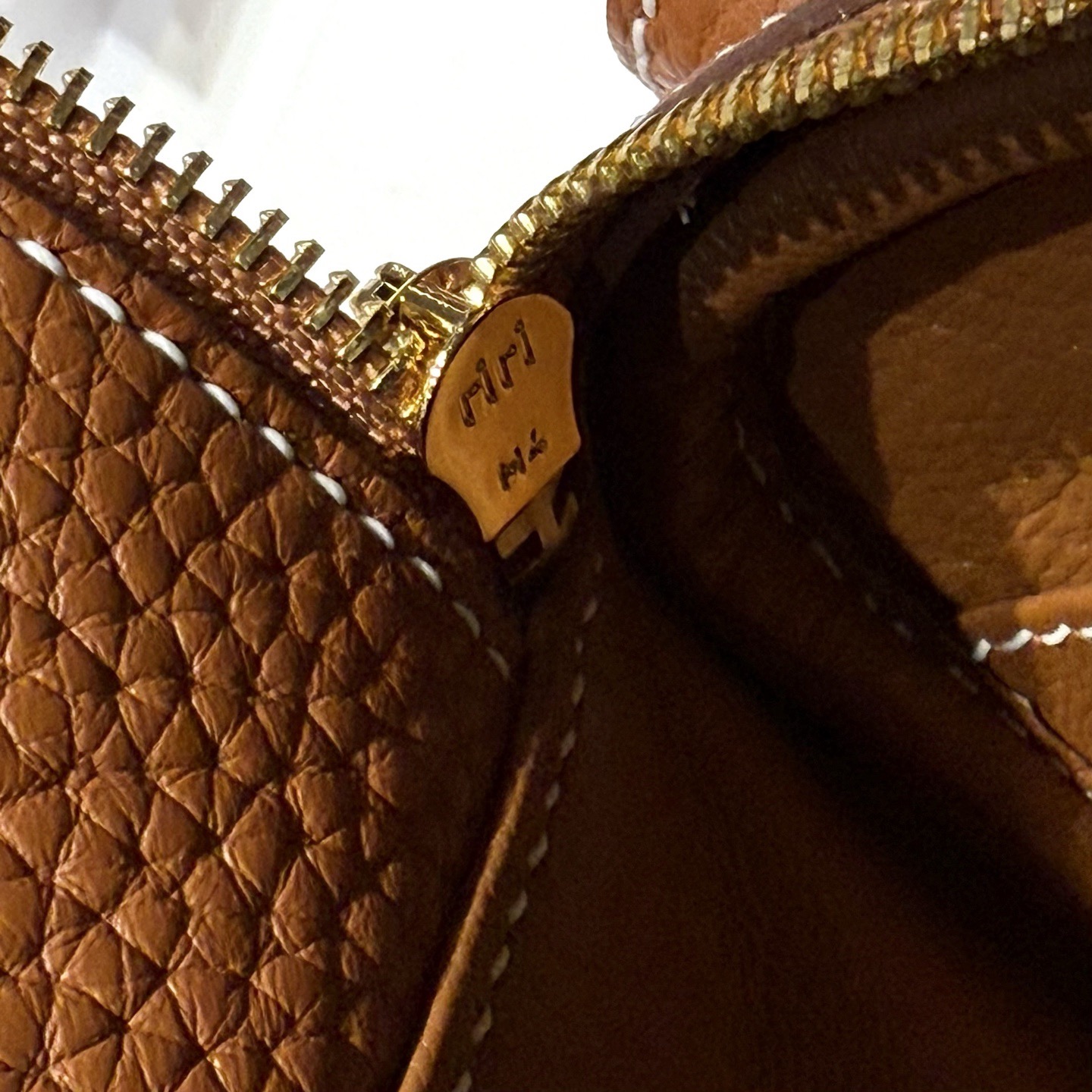 Hermes Mini lindy 19 High-end faux bag - Image 3