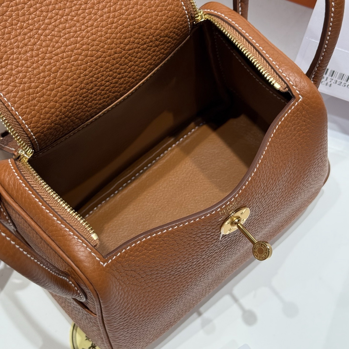 Hermes Mini lindy 19 High-end faux bag - Image 6