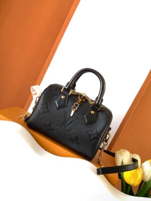 LV Speedy Bandoulière 20 Premium replica bag