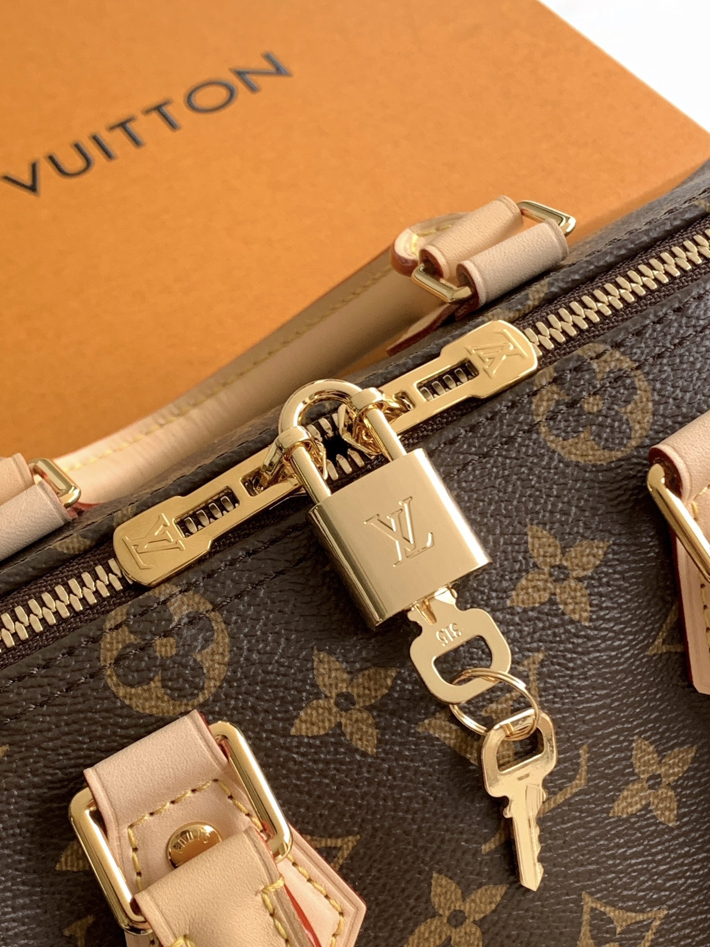 LV Speedy Bandoulière 25 High-end counterfeit bag - Image 9