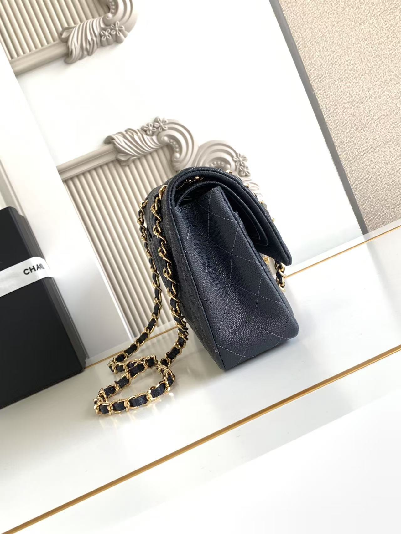 Chanel Classic Flap 2.55 Top-quality faux bag - Image 3