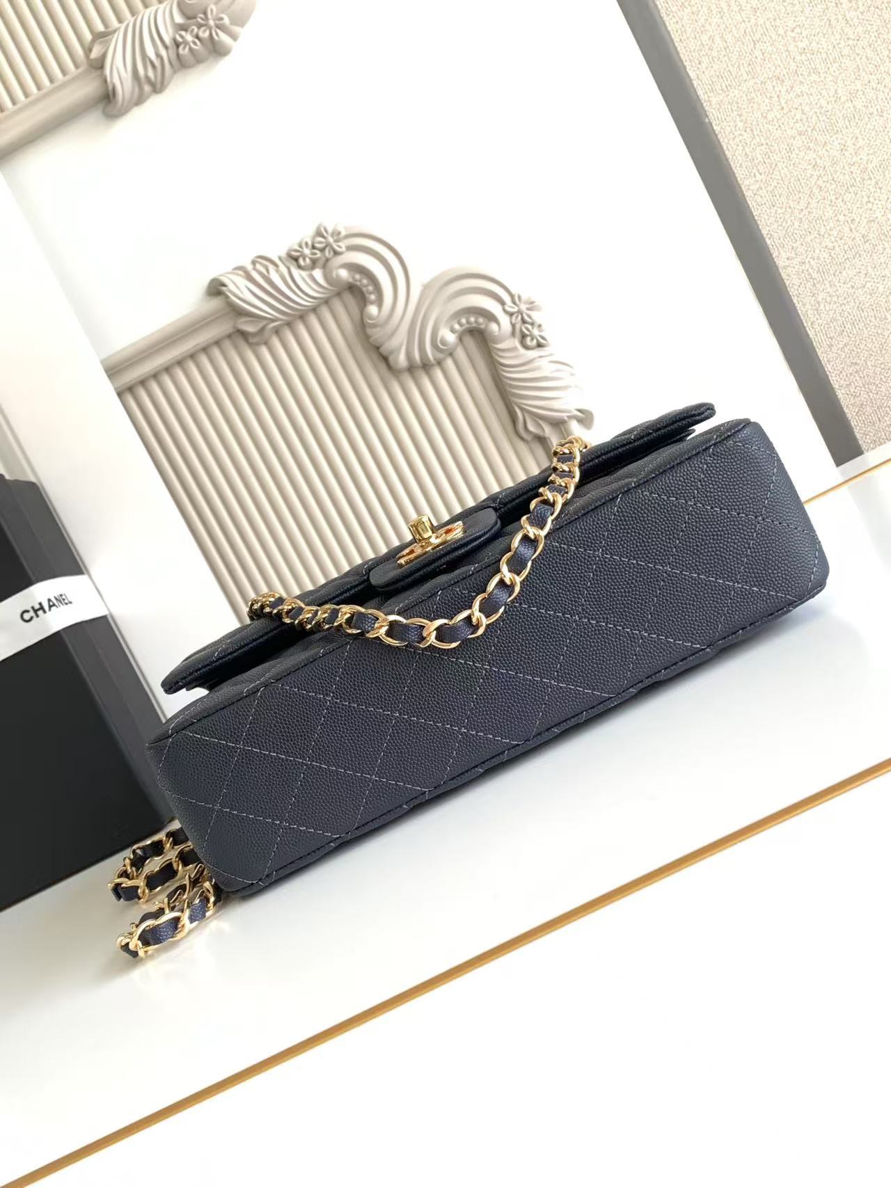 Chanel Classic Flap 2.55 Top-quality faux bag - Image 4