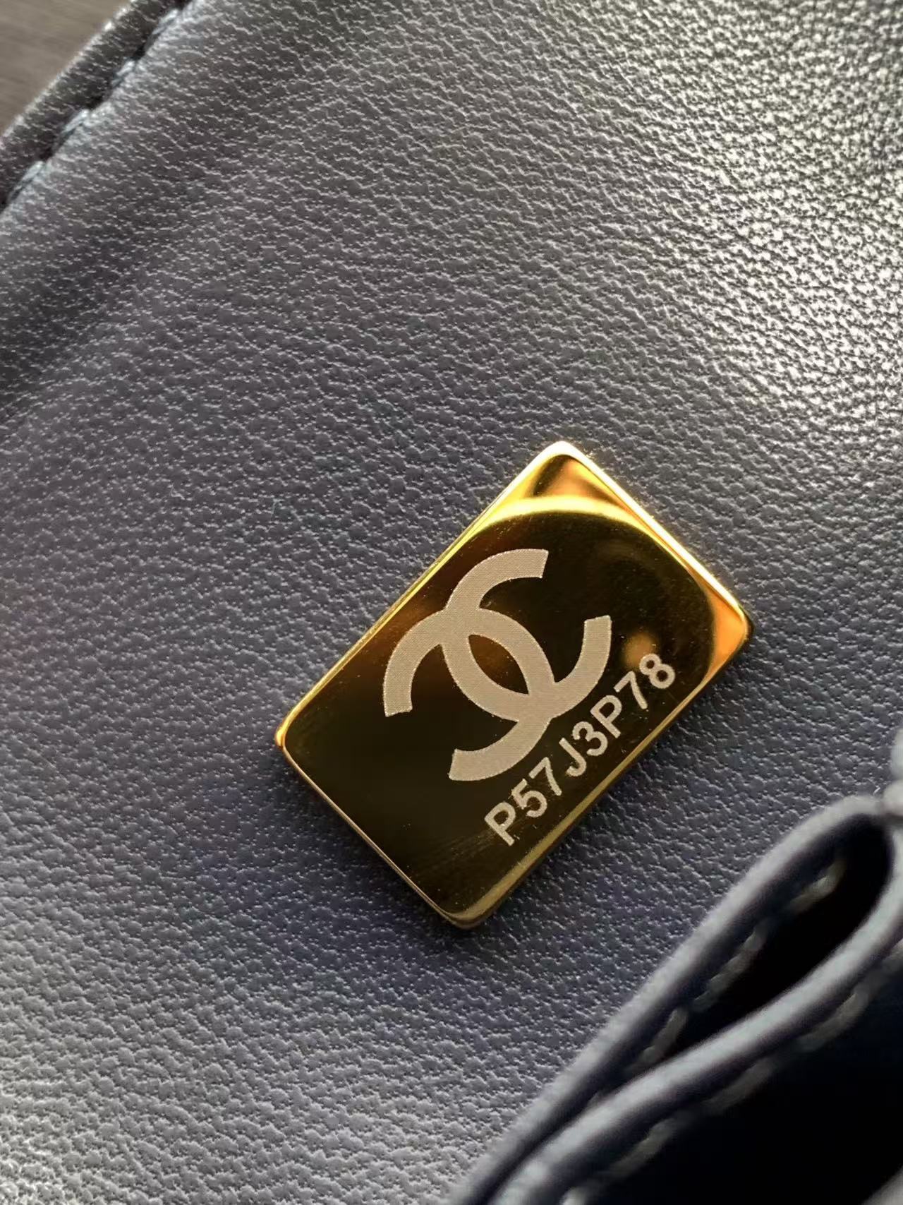 Chanel Classic Flap 2.55 Top-quality faux bag - Image 6