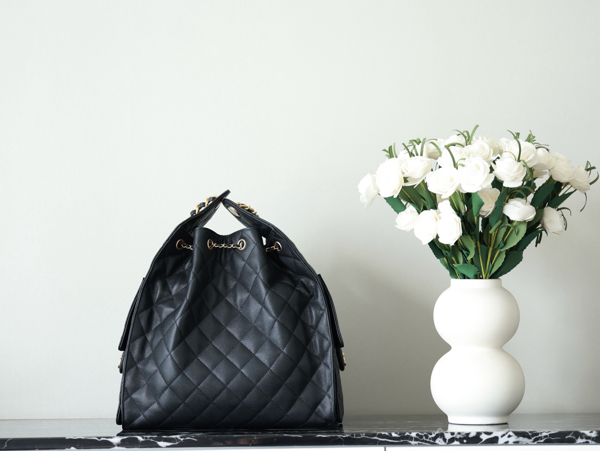 CHANEL 25 Medium Precision-crafted replica Handbag - Image 4