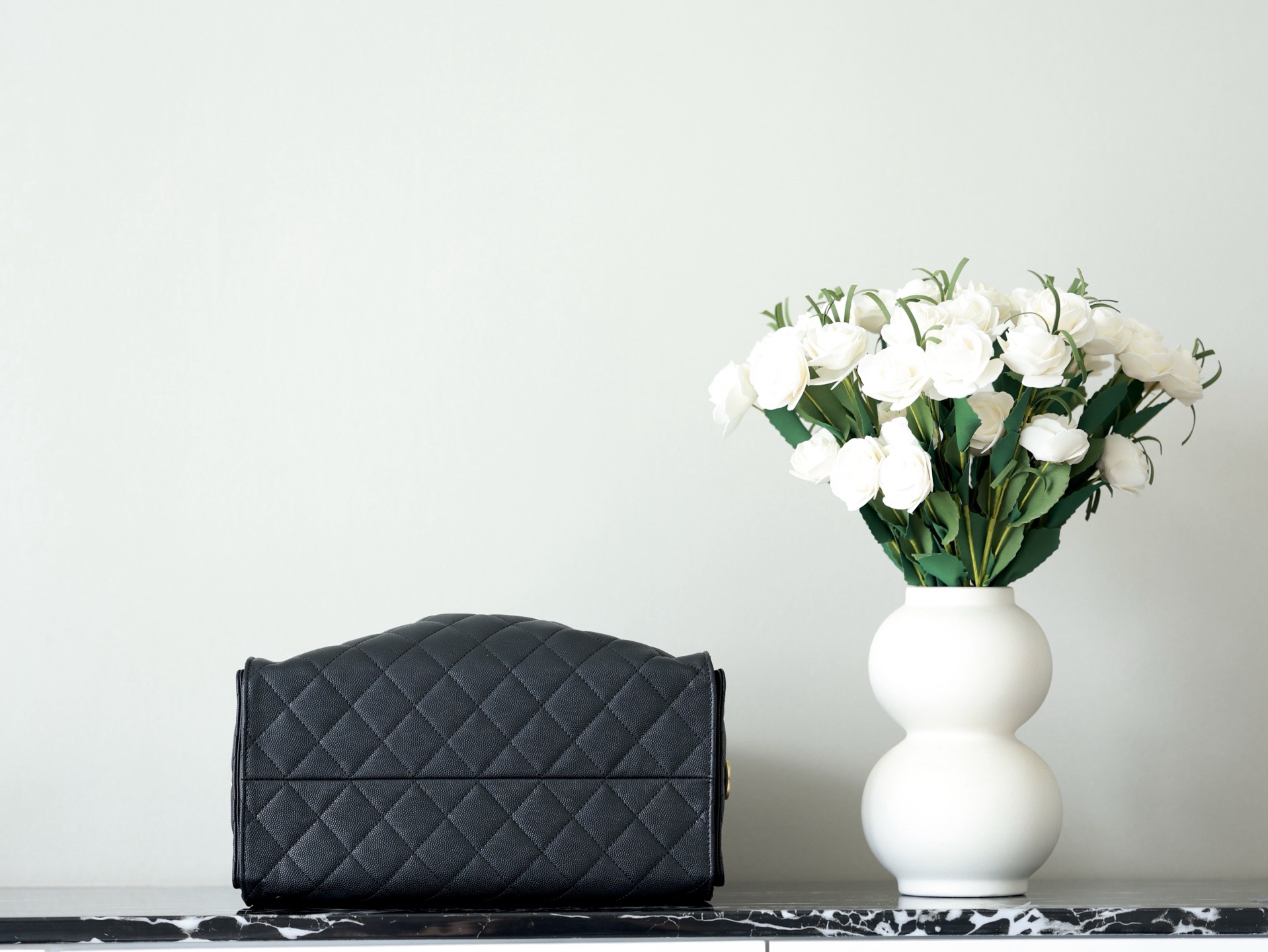 CHANEL 25 Medium Precision-crafted replica Handbag - Image 3