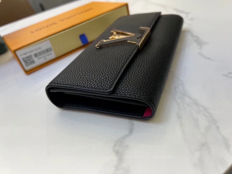 L Capucines men wallet size:20*11*2.5 cm - Image 3