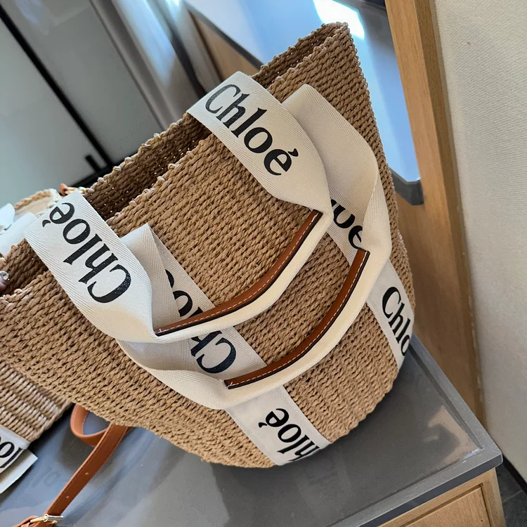 Ch new arrival bucket bag size: 28cm - Image 7