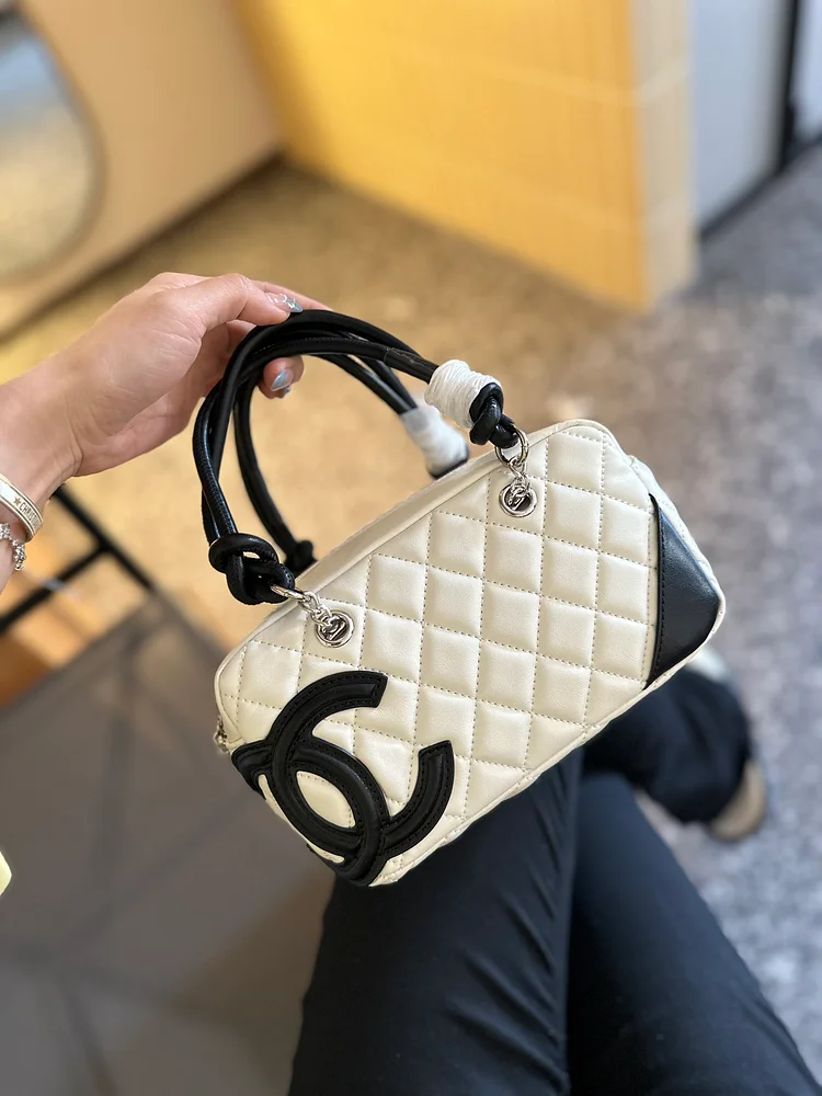 Cc new arrival camera bag size: 22 cm - Image 16