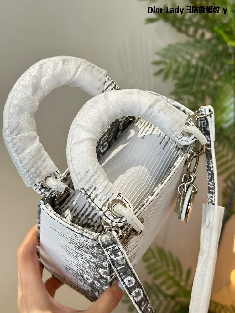 CD new arrival lady bag size;17cm - Image 6