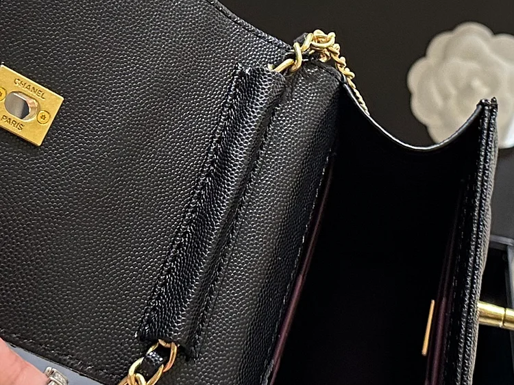 CC new arrival caviar leather phone bag size: 12*16 cm - Image 6