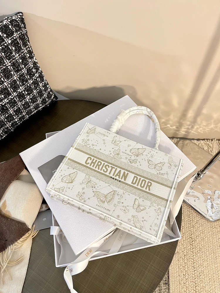 D book tote bag butterfly size: 36??27??16cm - Image 3