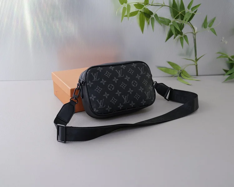 Louis new arrival bag size : 23x14x6 cm - Image 2