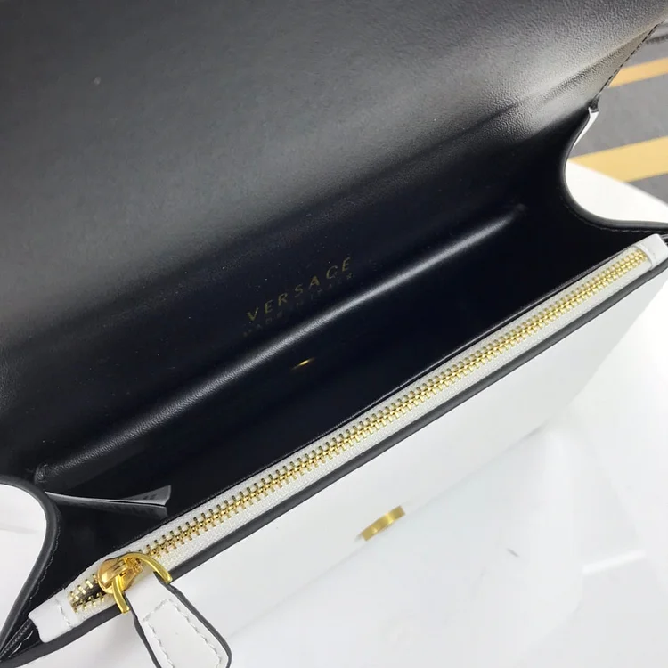 Ve Virtus Shoulder Bag - Image 5