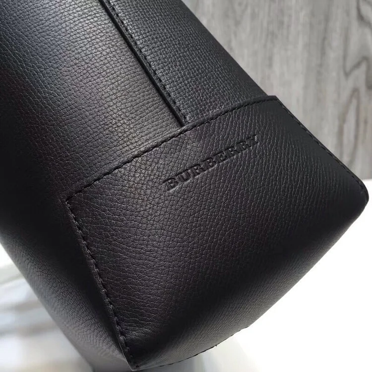 bb Small Embossed Crest Tote Black For Women, Women??s Bags 13.8in/35cm - Image 5
