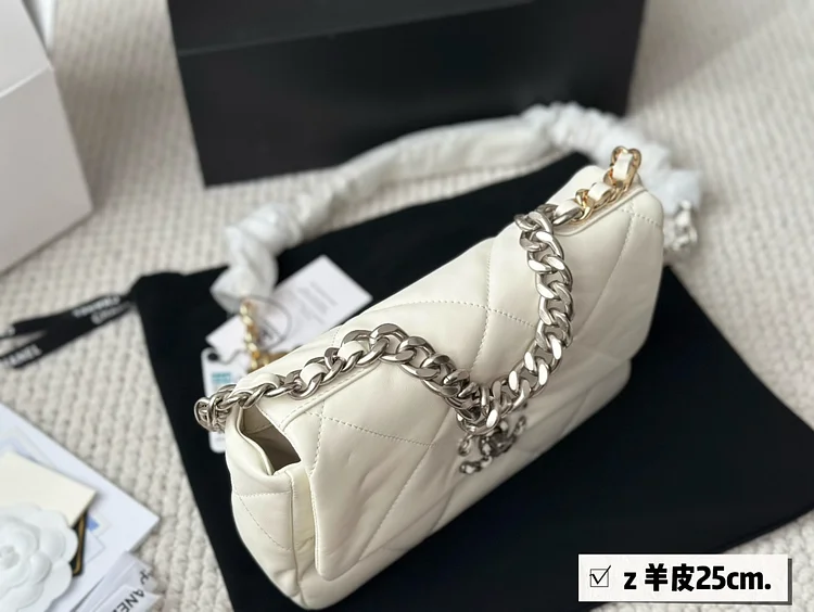 CC 19bag new arrival man and women bag size : 26 cm - Image 6