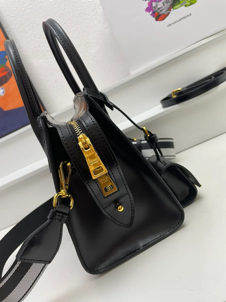 Pra Monochrome new arrival bag size : 24.18.12cm - Image 16