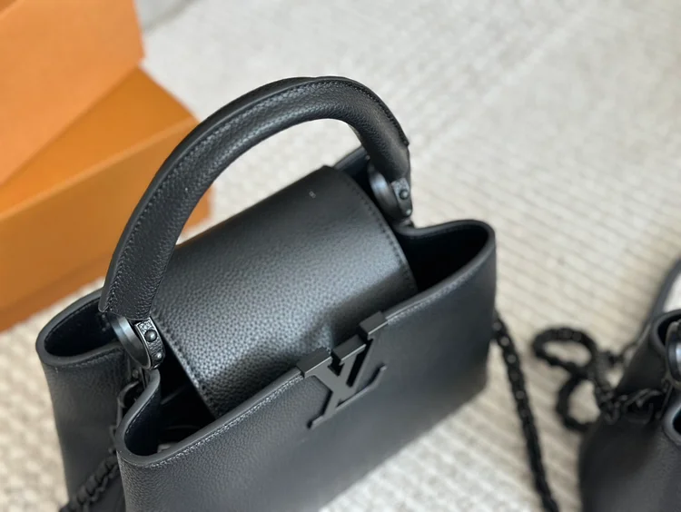Louis Capucines monogram new arrival bag - Image 9