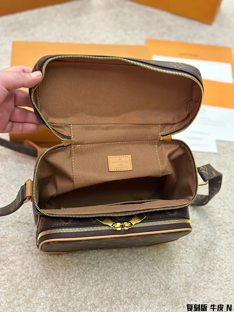 Louis vintage new arrival bag size :24cm - Image 5