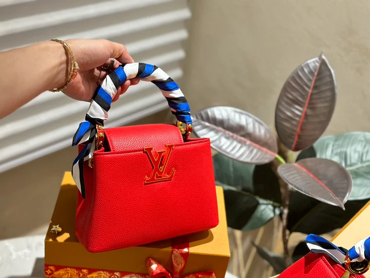 Louis capucines new arrival bag 05 - Image 8