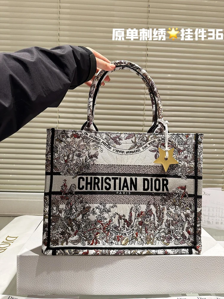 D book tote new arrival bag - Image 6