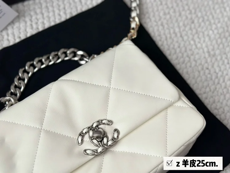 CC 19bag new arrival man and women bag size : 26 cm - Image 9