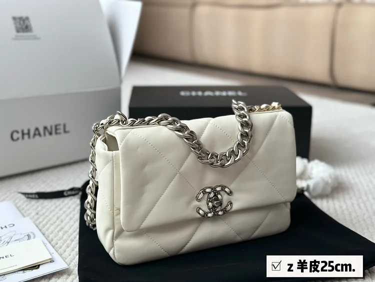 CC 19bag new arrival man and women bag size : 26 cm - Image 8