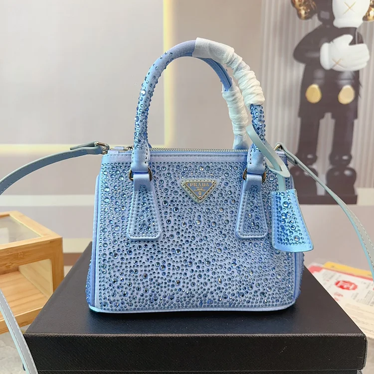 Pra new arrival blingbling bag size; 23*10*16cm - Image 3