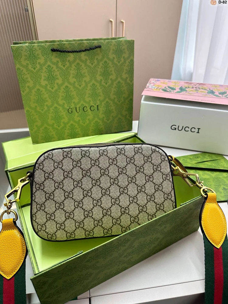 GG Marmont camera bag size: 22*8*15 cm - Image 9