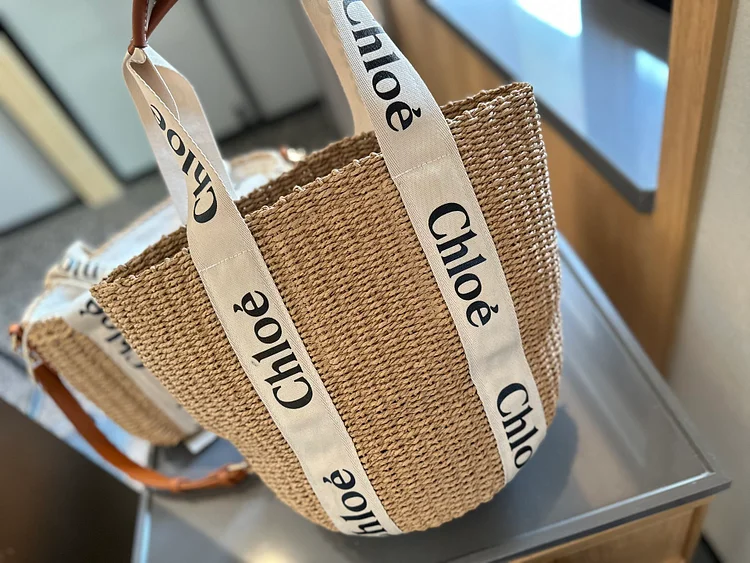 Ch new arrival bucket bag size: 28cm - Image 4