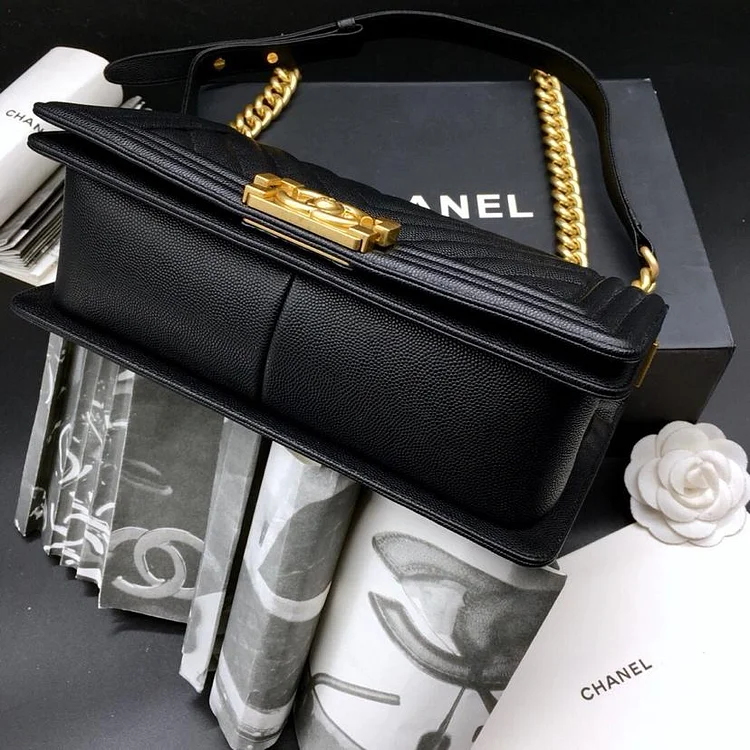 CC 25.5cm Boy Handbag Black Grained Calfskin Gold Tone Metal Caviar leather - Image 3