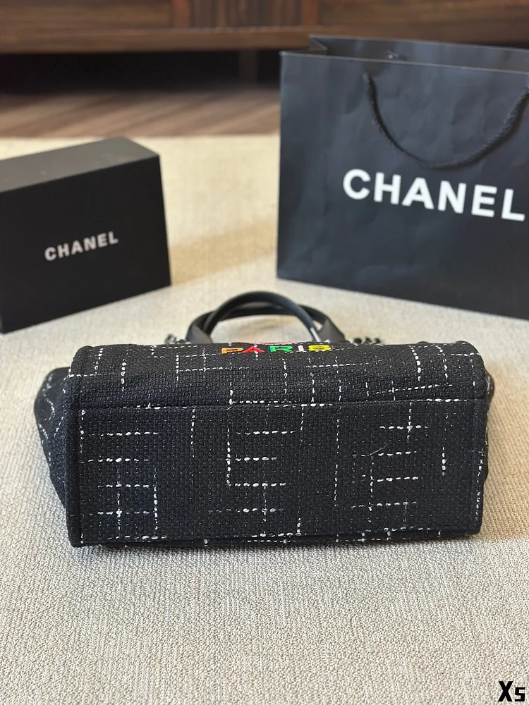 cc new arrival tote bag size : 37*32 cm - Image 5