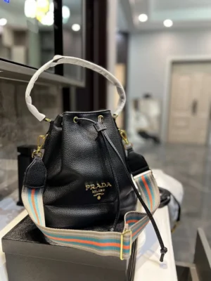 Pra new arrival bucket bag size : 25 * 21 cm