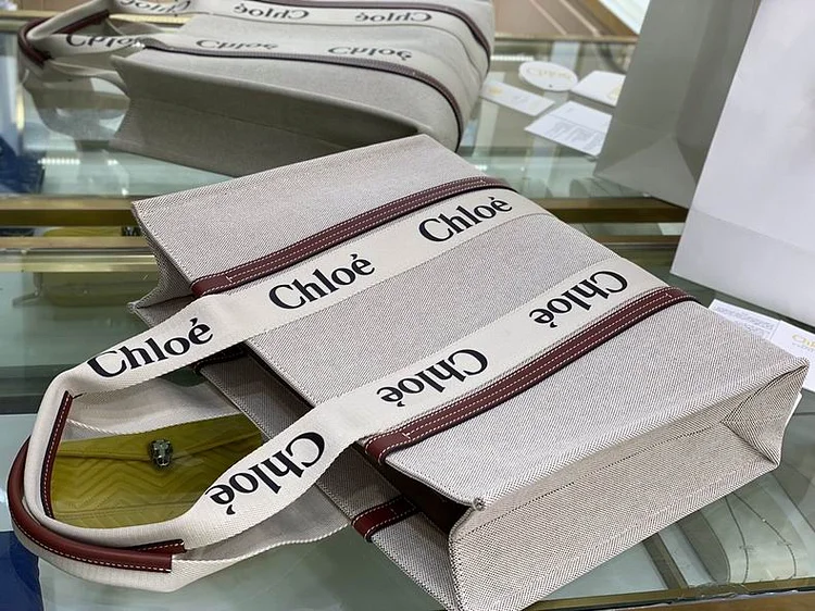 Chl new arrival tote bag - Image 6