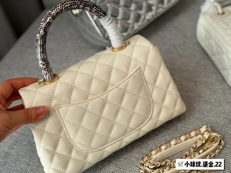 CC new arrival coco handle caviar leather size : 23*13cm - Image 6