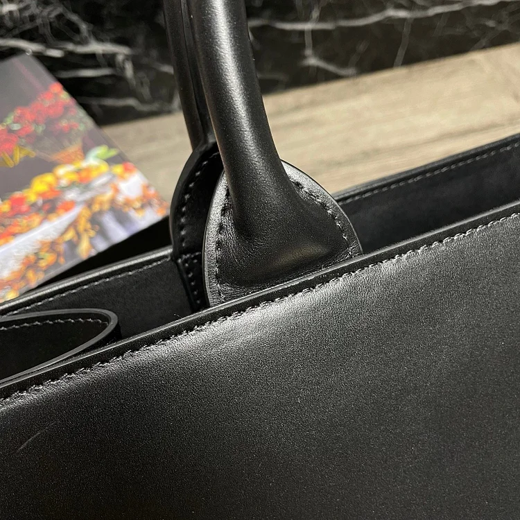 D Small DG Daily Shopper Bag - Image 7