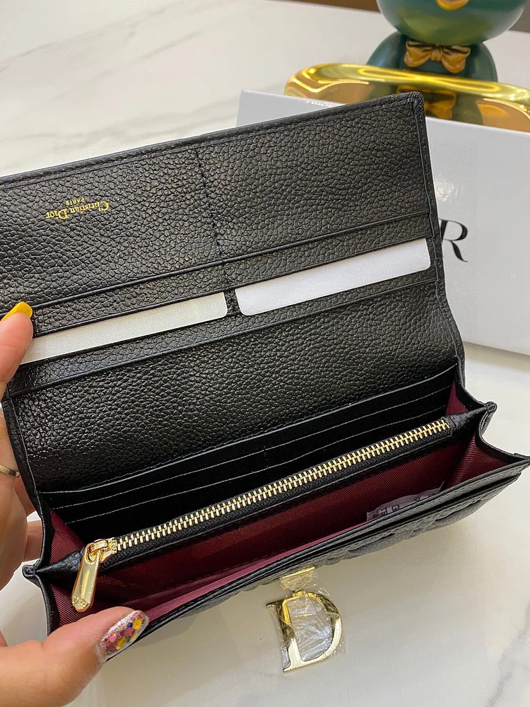 D new arrival women wallet size : 19 *10 cm - Image 9