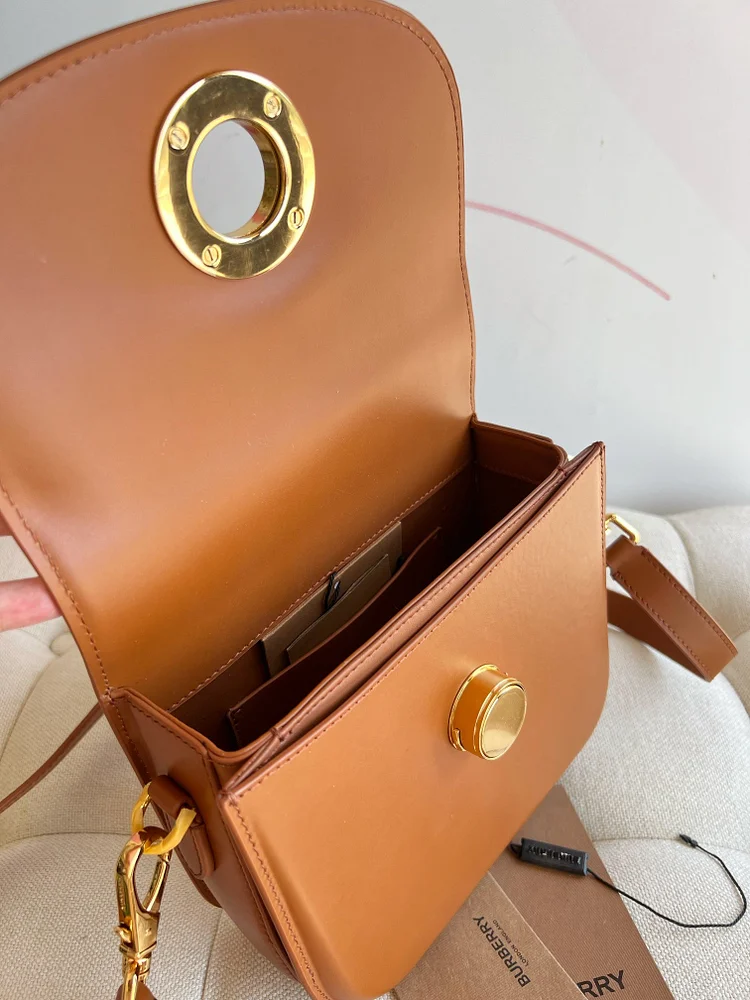 Bur Elizabeth Medium Bag - Image 14